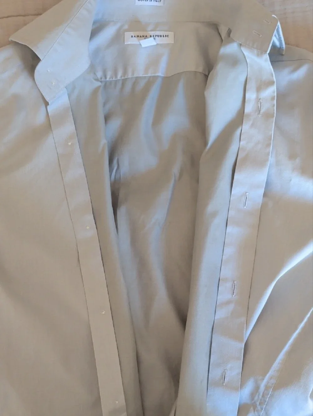 Banana Republic cuff holes